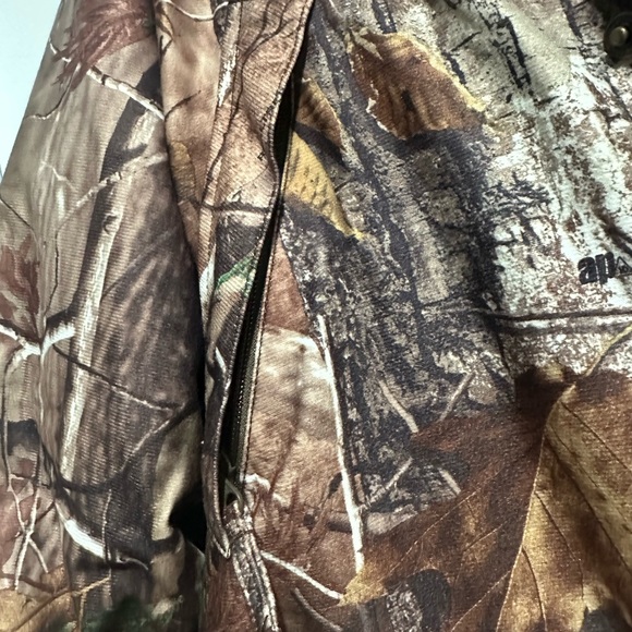 Cabela’s Camo Hunting Jacket - Picture 3 of 10